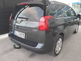 Peugeot 5008 - 2012