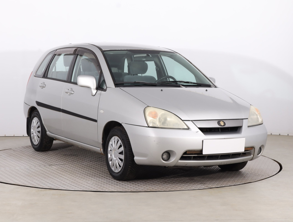 Suzuki Liana