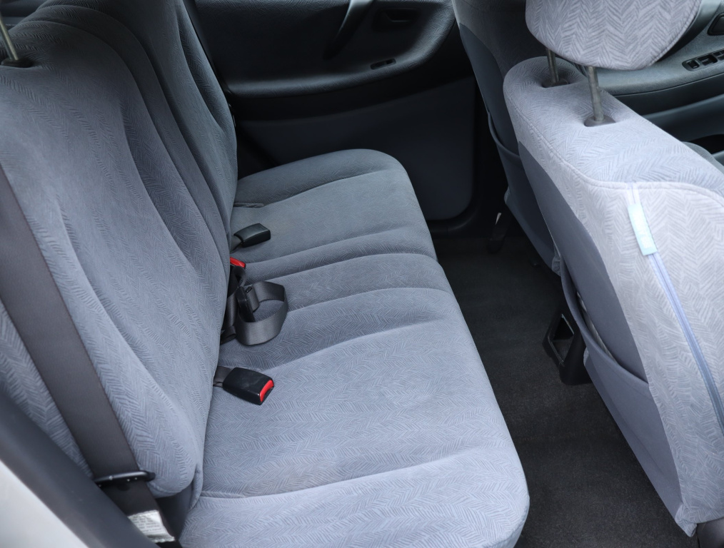 Suzuki Liana