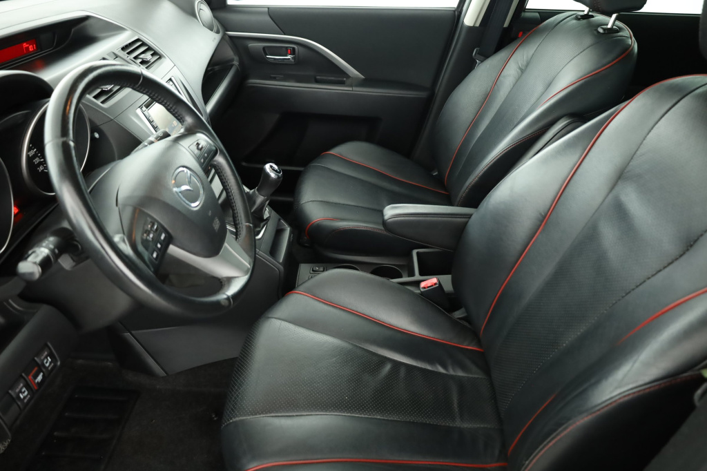 Mazda 5