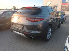 Alfa Romeo Stelvio - 2019