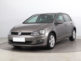 Volkswagen Golf - 2013