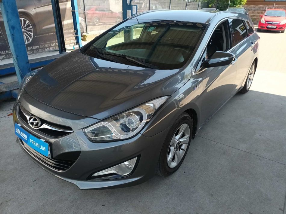 Hyundai i40 - 2012
