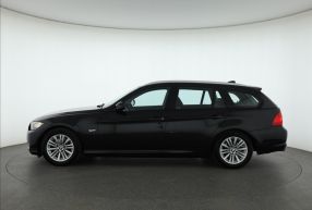 BMW 3 - 2011
