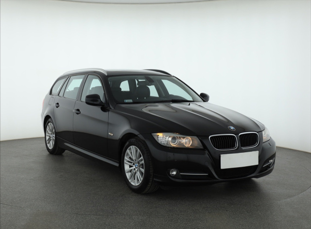 BMW 3 2011
