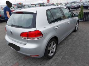 Volkswagen Golf - 2009