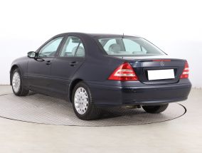Mercedes-Benz C - 2004