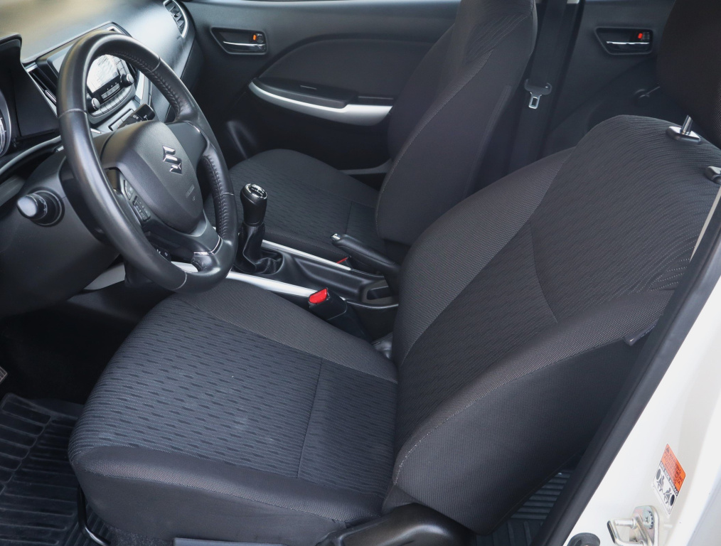 Suzuki Baleno