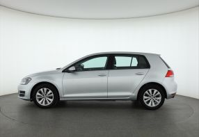 Volkswagen Golf - 2015