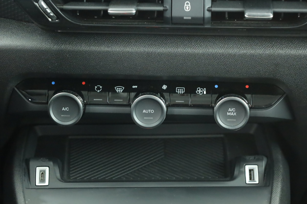 Citroen C4 X