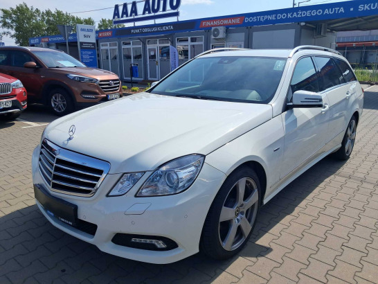 Mercedes-Benz E