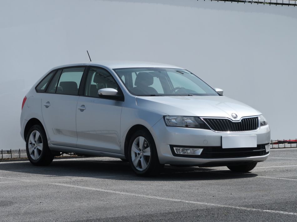 Skoda Rapid Spaceback - 2016