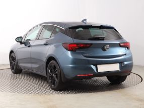 Opel Astra - 2016