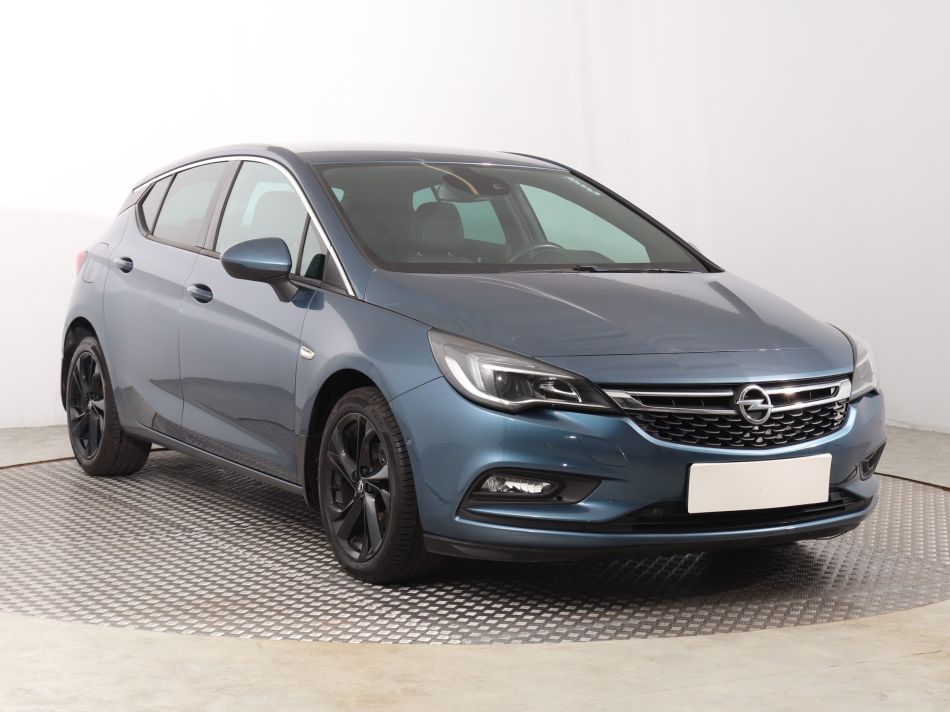 Opel Astra - 2016