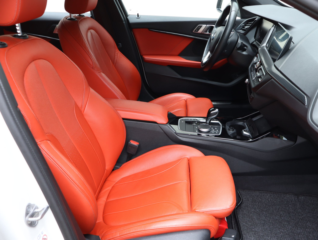 BMW 1
