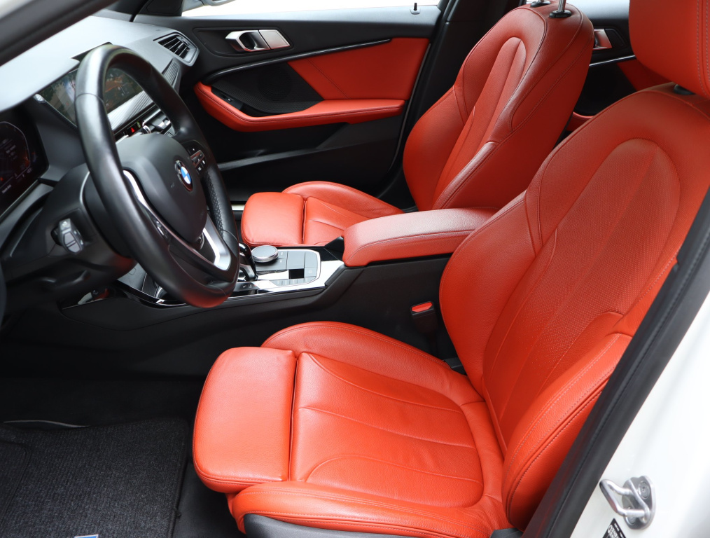 BMW 1
