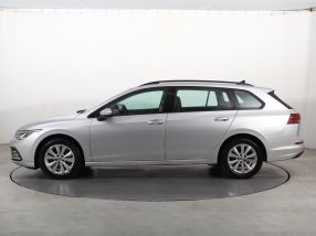 Volkswagen Golf - 2020