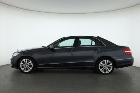 Mercedes-Benz E - 2011