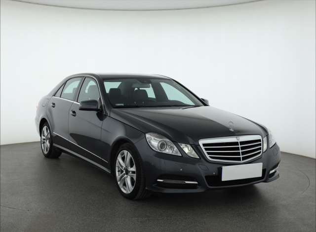 Mercedes-Benz E 2011