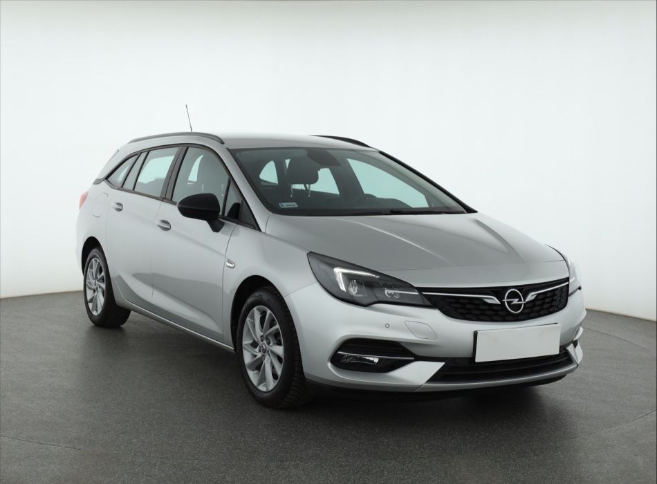 Opel Astra - 2021