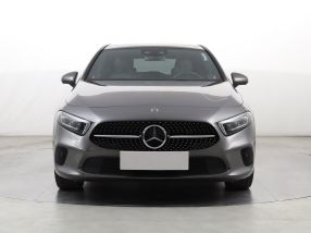 Mercedes-Benz A - 2022