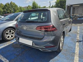 Volkswagen Golf - 2017