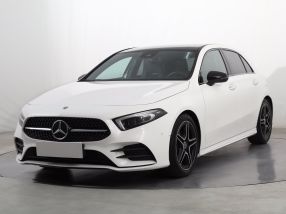 Mercedes-Benz A - 2022