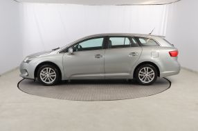 Toyota Avensis - 2012