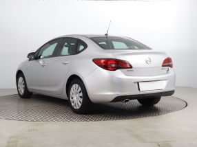 Opel Astra - 2016