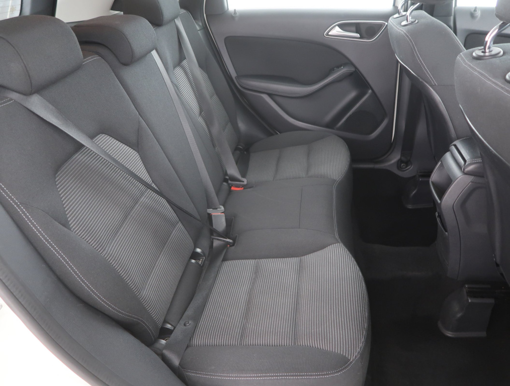Mercedes-Benz B