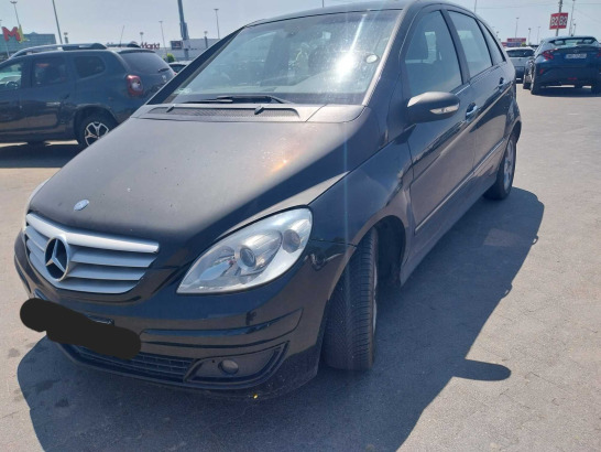 Mercedes-Benz B
