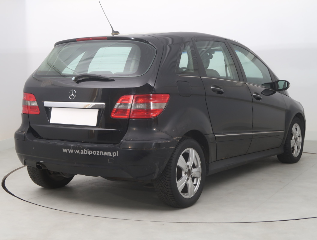 Mercedes-Benz B