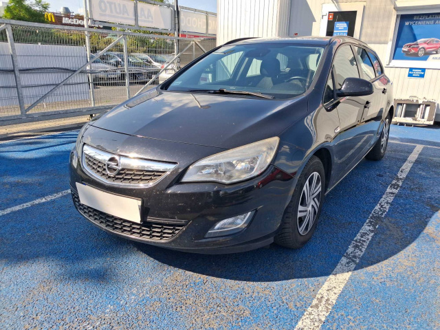 Opel Astra 2011