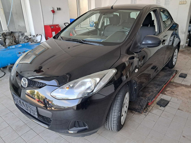 Mazda 2 2009