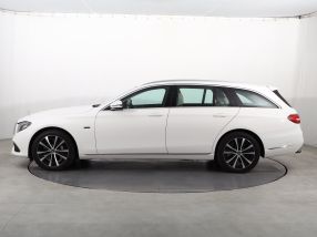 Mercedes-Benz E - 2019