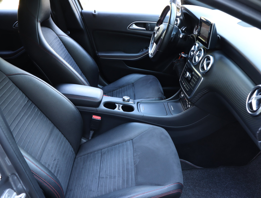 Mercedes-Benz A