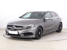 Mercedes-Benz A - 2015