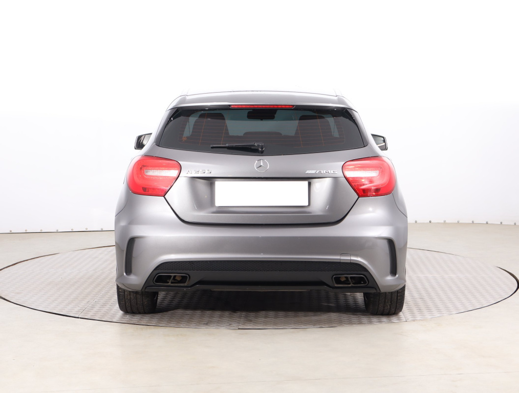 Mercedes-Benz A