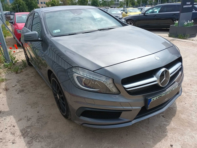 Mercedes-Benz A 2015