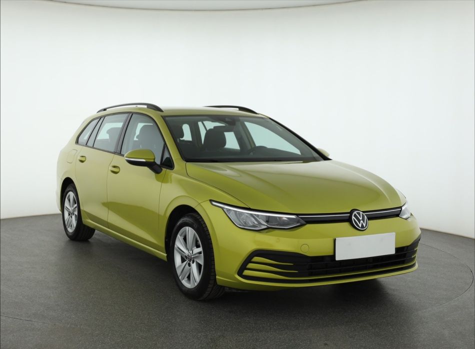 Volkswagen Golf - 2021