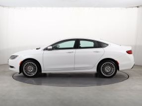 Chrysler 200 - 2015