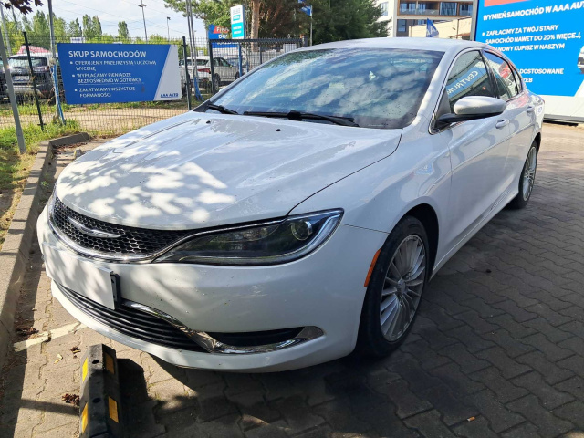 Chrysler 200 2015