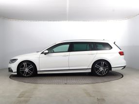 Volkswagen Passat - 2017
