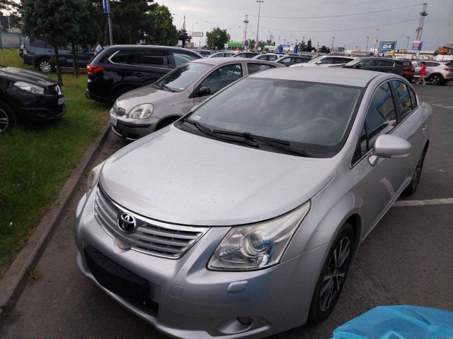 Toyota Avensis 2010