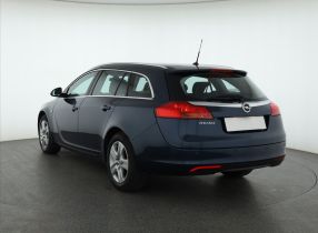 Opel Insignia - 2010