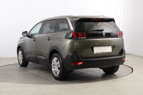 Peugeot 5008 - 2018