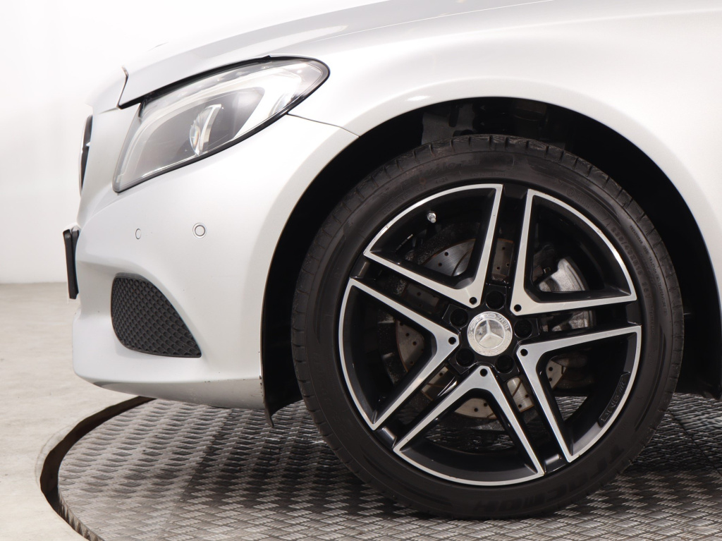 Mercedes-Benz C
