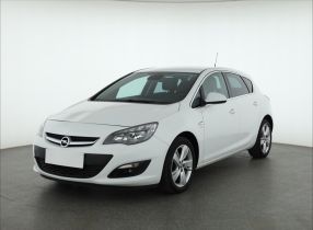 Opel Astra - 2013