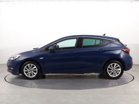 Opel Astra - 2020