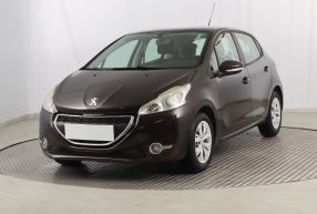 Peugeot 208 - 2012